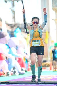 BIB: 2604
                            <button type="button" onclick="openModal(24887322)" class="btn btn-primary btn-sm float-right btn-popup" data-toggle="modal" data-target=".modal-high-quality">
                        <i class="fas fa-shopping-cart"></i> Add to Cart
                    </button>
                                            <button type="button" onclick="isThisMe(24887322, true)" class="btn btn-success btn-sm float-right btn-popup btn-isme hidden" data-toggle="tooltip" data-placement="bottom" title="นี่คือรูปของคุณใช่ไหม คลิกที่นี่เพื่อเอาเข้าอัลบั้ม">
                        <i class="fas fa-plus"></i> Add to album
                    </button>
                    <button type="button" onclick="isThisMe(24887322, false)" class="btn btn-warning btn-sm float-right btn-popup btn-isnotme hidden">
                        <i class="fas fa-ban"></i> Remove from album
                    </button>